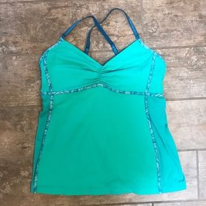 Lululemon tank